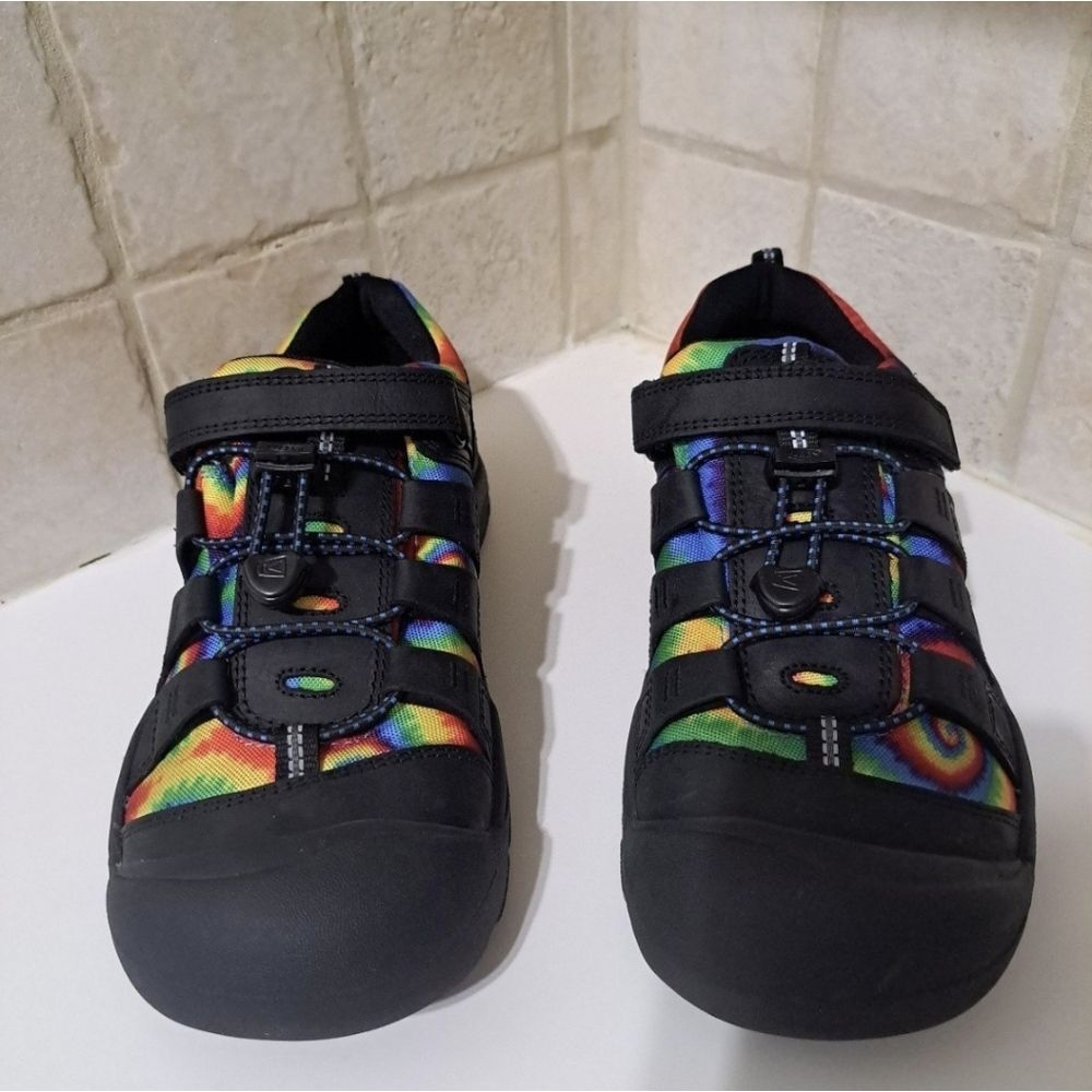 Keen Tie-dye Sandals Size 7 Youth